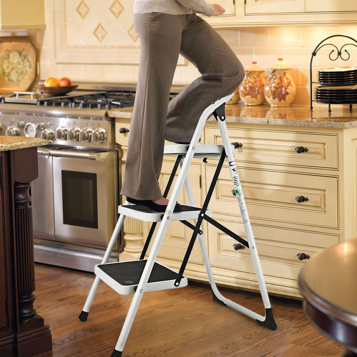 Goplus 3 Step Lightweight Ladder HD Platform Foldable Stool 330 LB Cap. Saving Space